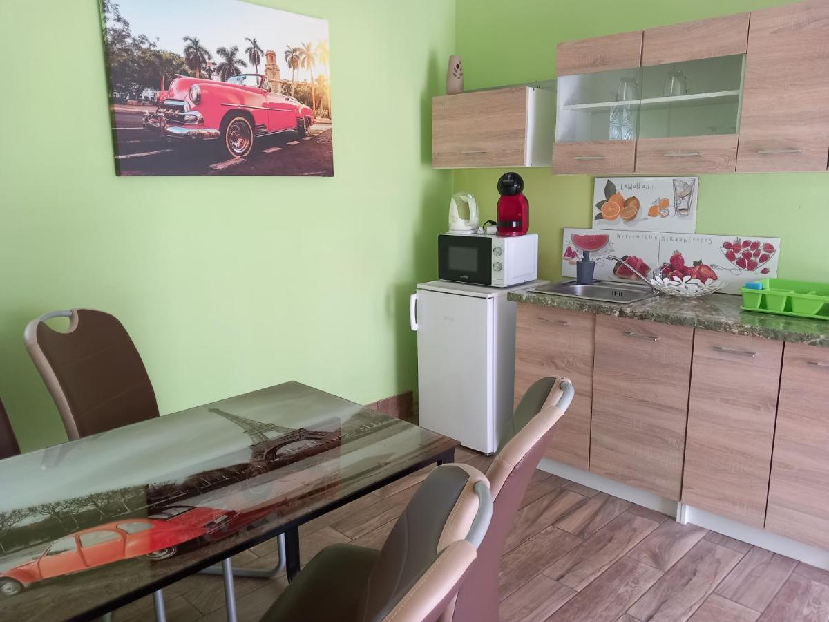 Laura Apartman Apartment Nagykanizsa Exterior photo